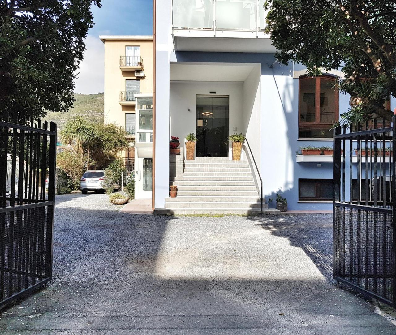 Residence Argentina R.T.A. 스포토르노 외부 사진