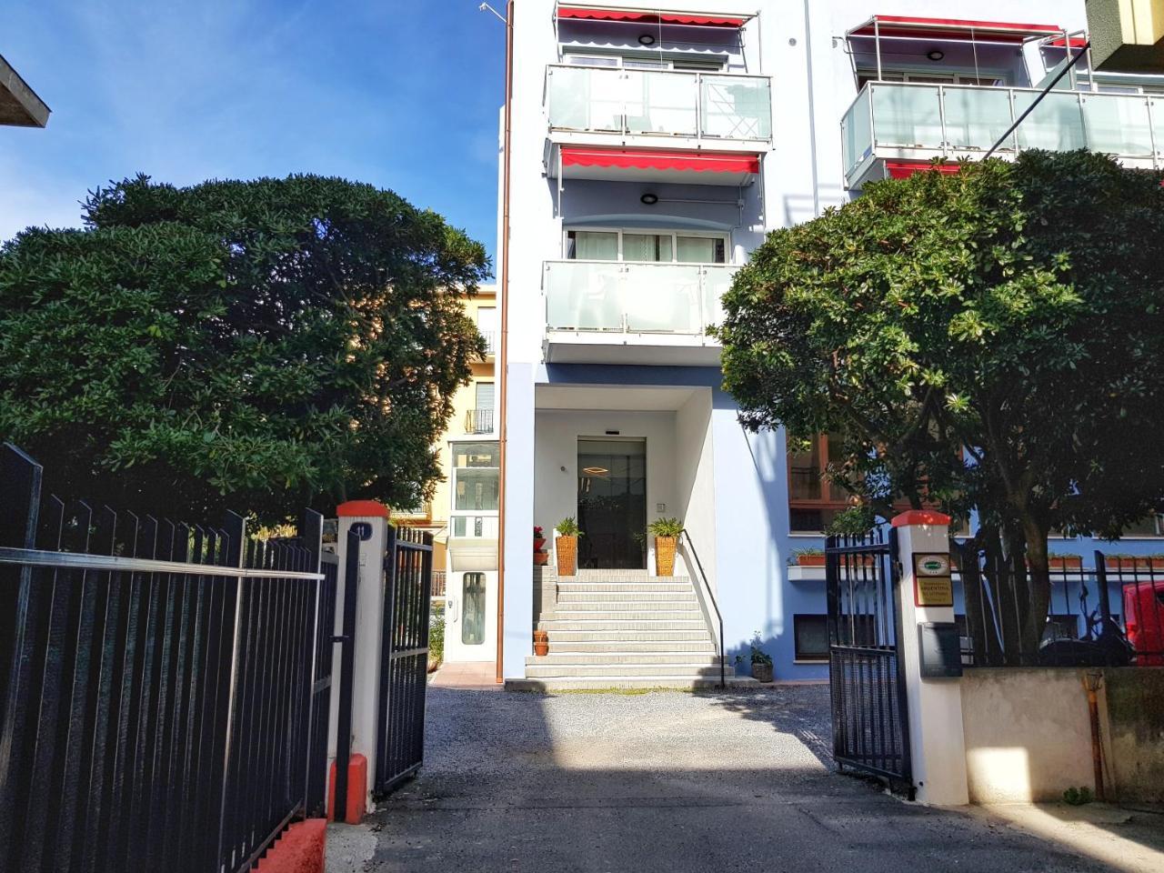 Residence Argentina R.T.A. 스포토르노 외부 사진